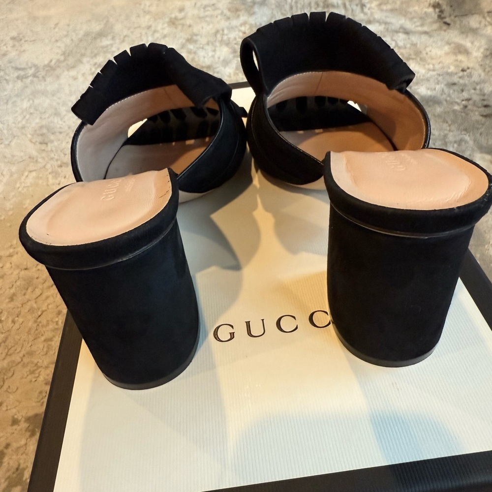 Gucci Kid Scamosciato Slide Sandals size 37.5 - Picture 6 of 10